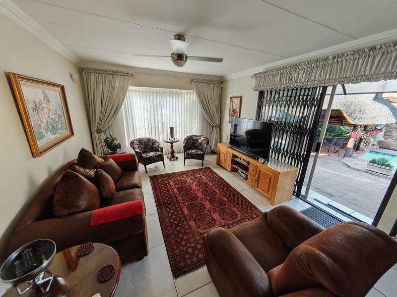 3 Bedroom Property for Sale in Vanderbijlpark SE 3 Gauteng