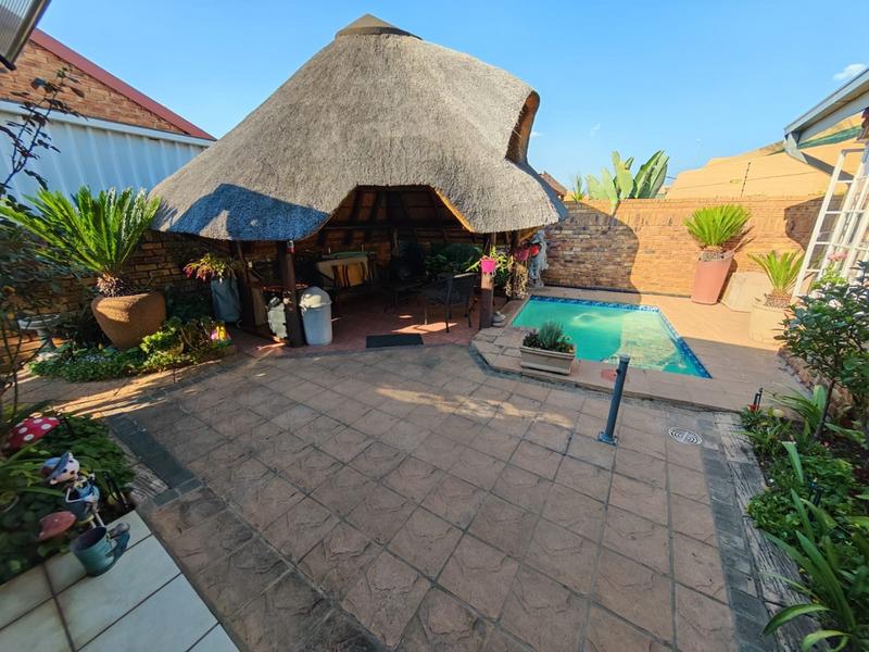 3 Bedroom Property for Sale in Vanderbijlpark SE 3 Gauteng