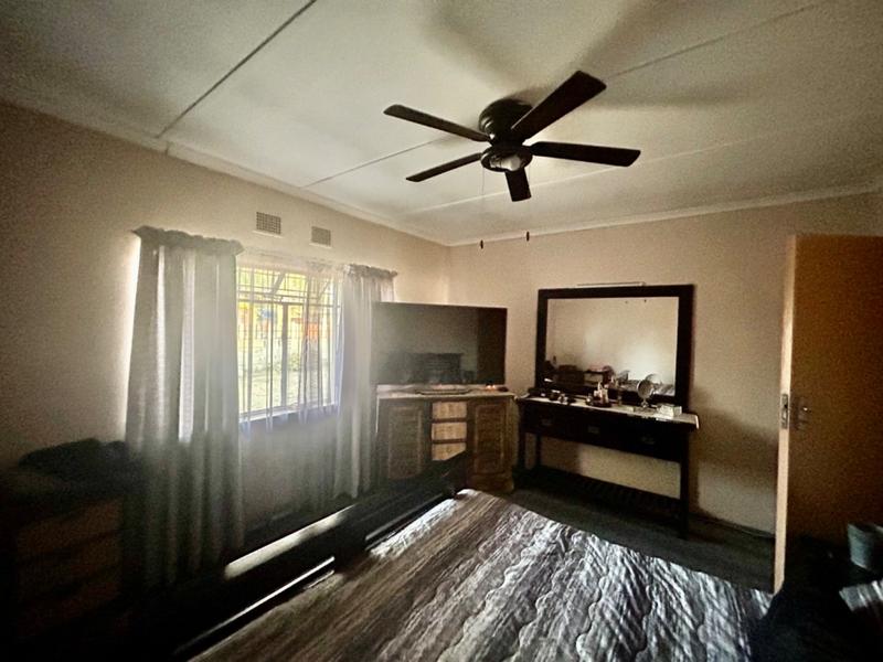 4 Bedroom Property for Sale in Vanderbijlpark SW 1 Gauteng