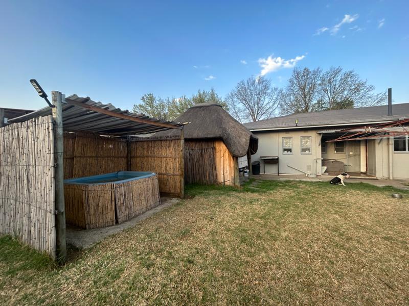 4 Bedroom Property for Sale in Vanderbijlpark SW 1 Gauteng