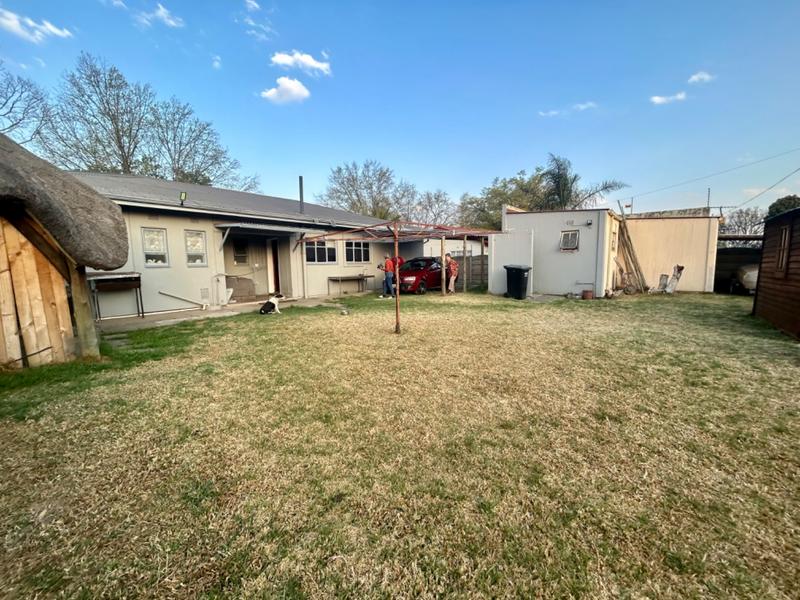 4 Bedroom Property for Sale in Vanderbijlpark SW 1 Gauteng