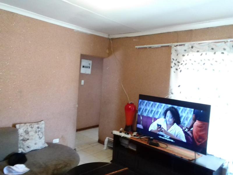 2 Bedroom Property for Sale in Zakariyya Park Gauteng
