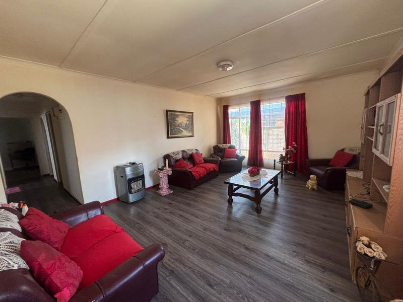 3 Bedroom Property for Sale in Albertville Gauteng