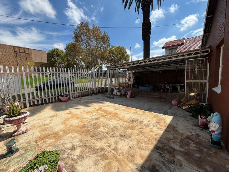 3 Bedroom Property for Sale in Albertville Gauteng