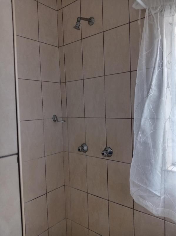 1 Bedroom Property for Sale in Comet Gauteng
