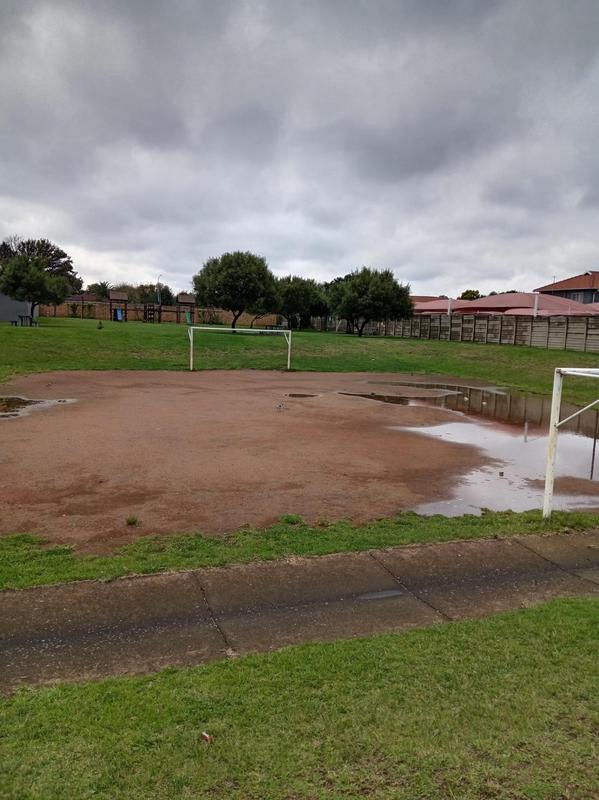 2 Bedroom Property for Sale in Comet Gauteng