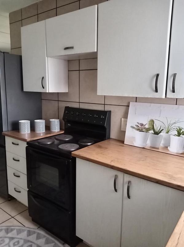2 Bedroom Property for Sale in Comet Gauteng