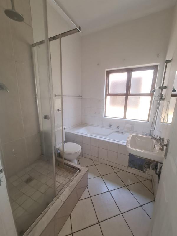 3 Bedroom Property for Sale in Ferndale Gauteng