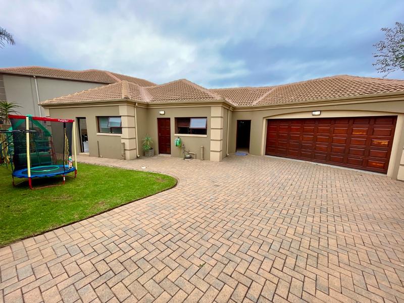3 Bedroom Property for Sale in Noordheuwel Gauteng