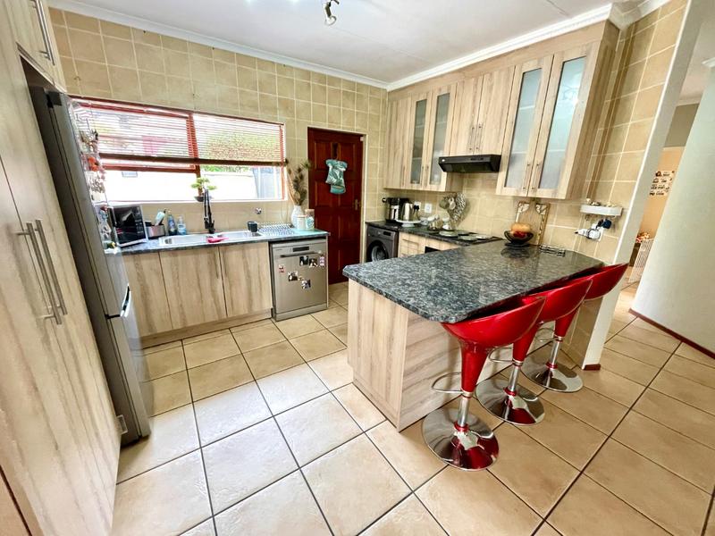 3 Bedroom Property for Sale in Noordheuwel Gauteng