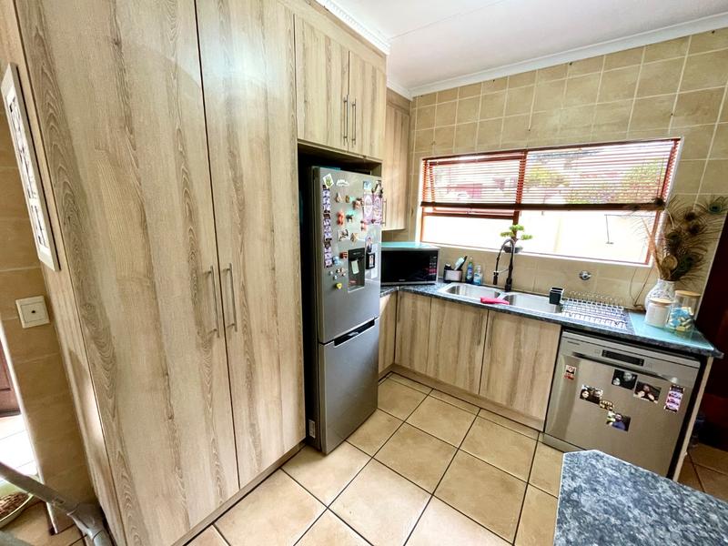 3 Bedroom Property for Sale in Noordheuwel Gauteng