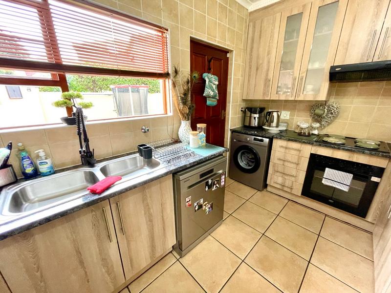 3 Bedroom Property for Sale in Noordheuwel Gauteng