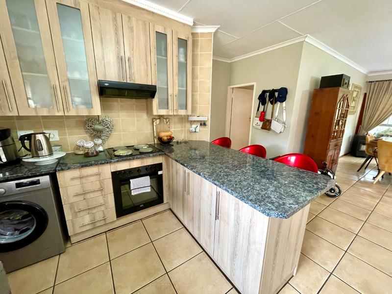 3 Bedroom Property for Sale in Noordheuwel Gauteng