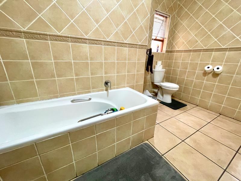 3 Bedroom Property for Sale in Noordheuwel Gauteng