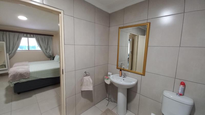 To Let 1 Bedroom Property for Rent in Erasmuskloof Gauteng