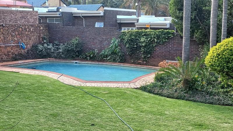 To Let 1 Bedroom Property for Rent in Erasmuskloof Gauteng