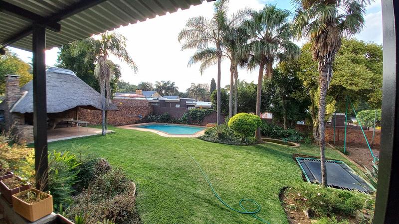 To Let 1 Bedroom Property for Rent in Erasmuskloof Gauteng