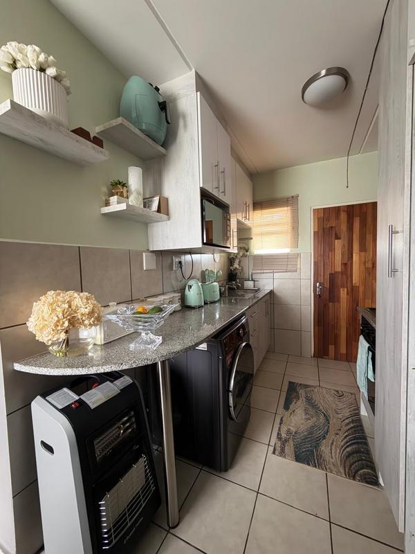 2 Bedroom Property for Sale in Fleurhof Gauteng