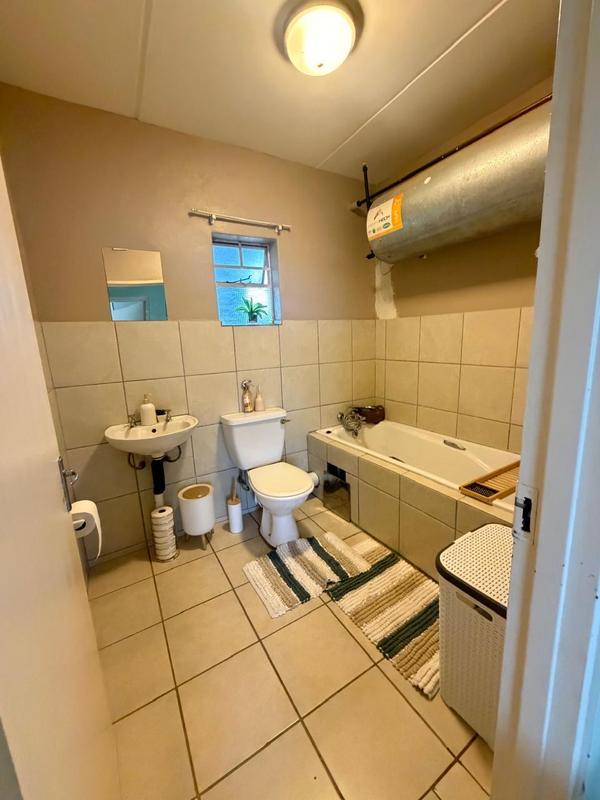 2 Bedroom Property for Sale in Fleurhof Gauteng