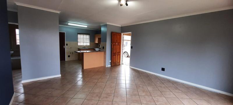 2 Bedroom Property for Sale in Elardus Park Gauteng