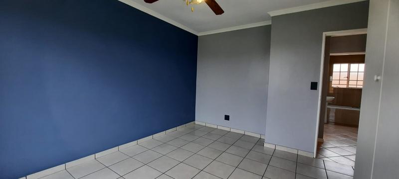 2 Bedroom Property for Sale in Elardus Park Gauteng