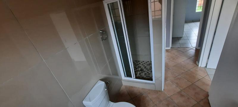 2 Bedroom Property for Sale in Elardus Park Gauteng