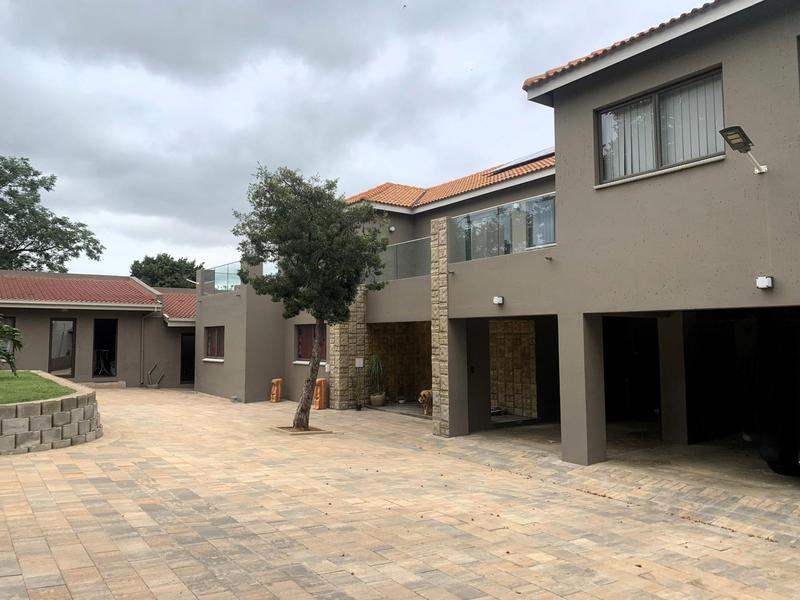 6 Bedroom Property for Sale in Sunward Park Gauteng