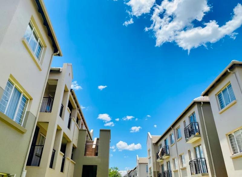 2 Bedroom Property for Sale in Klippoortjie Gauteng