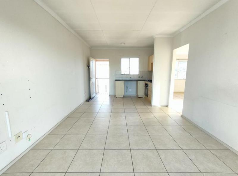 2 Bedroom Property for Sale in Klippoortjie Gauteng