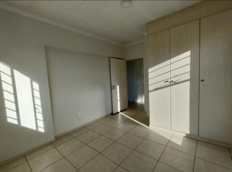 2 Bedroom Property for Sale in Klippoortjie Gauteng