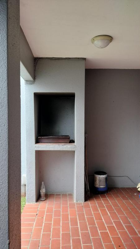 2 Bedroom Property for Sale in Glenvista Gauteng