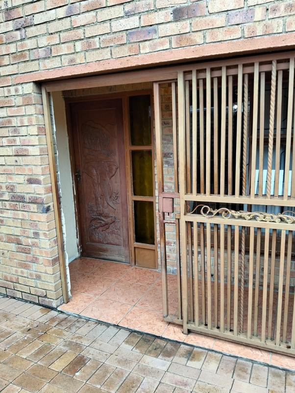 3 Bedroom Property for Sale in Ebony Park Gauteng