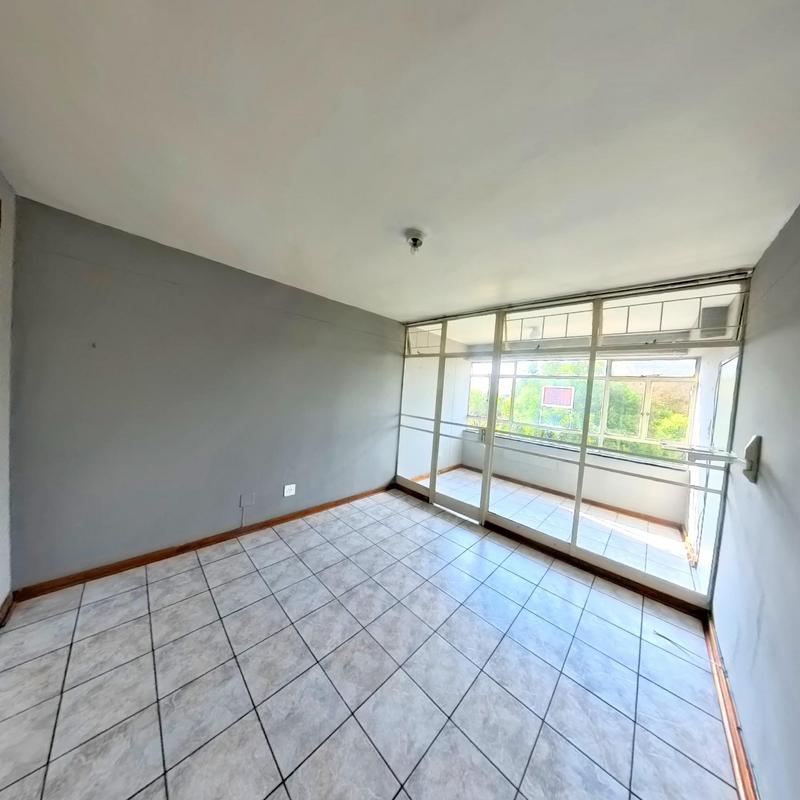 To Let 2 Bedroom Property for Rent in Rhodesfield Gauteng