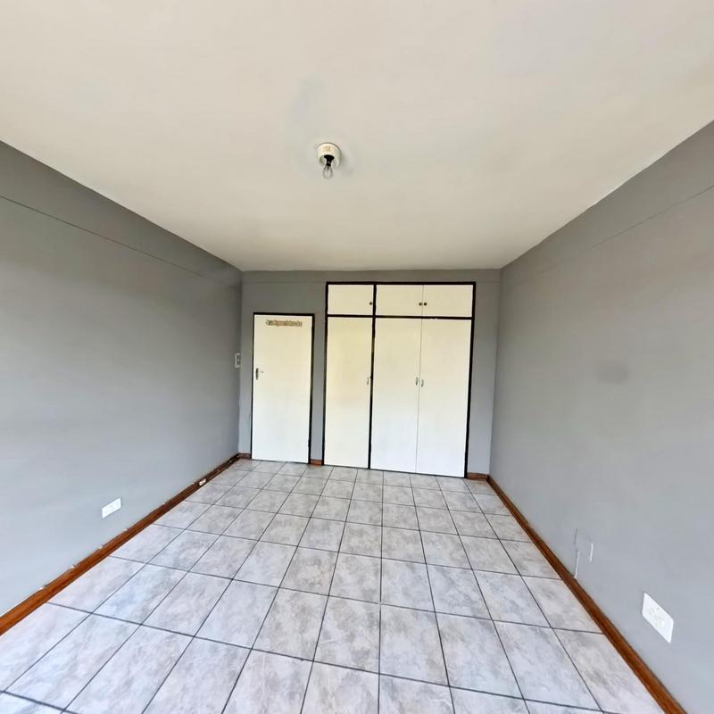 To Let 2 Bedroom Property for Rent in Rhodesfield Gauteng
