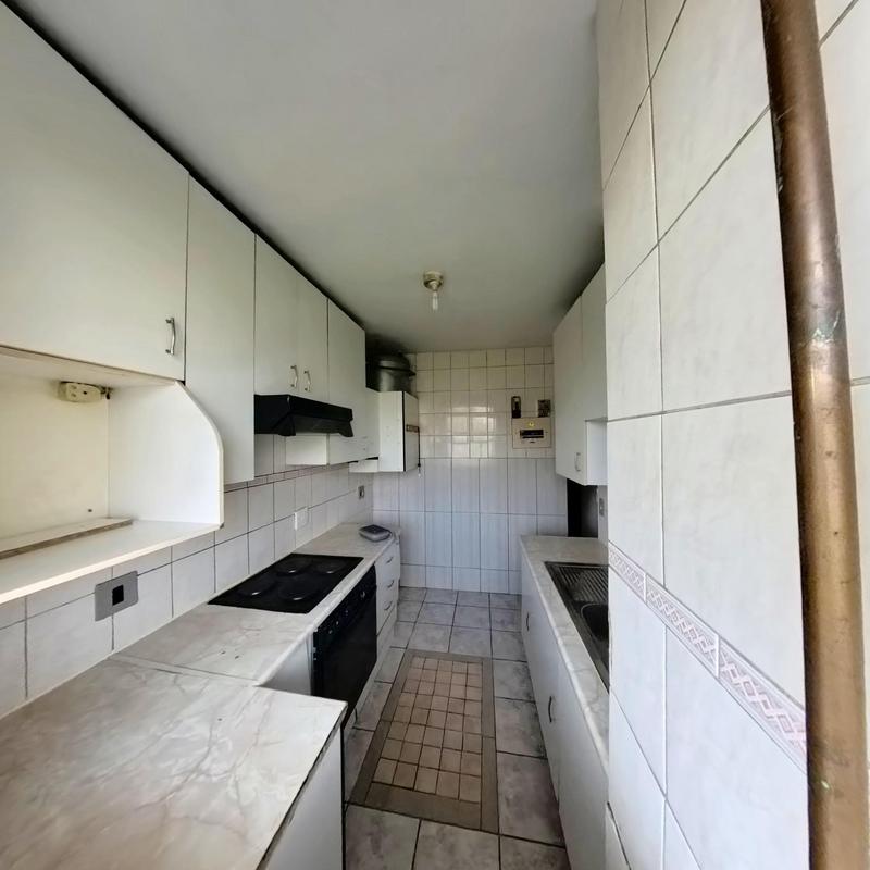 To Let 2 Bedroom Property for Rent in Rhodesfield Gauteng