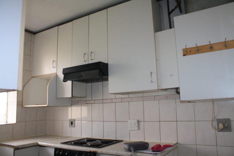 To Let 2 Bedroom Property for Rent in Rhodesfield Gauteng