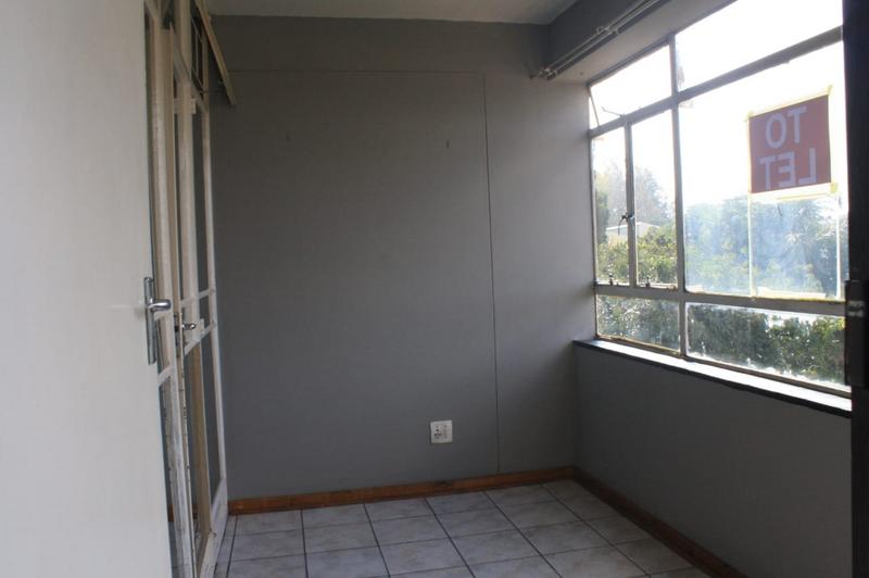 To Let 2 Bedroom Property for Rent in Rhodesfield Gauteng