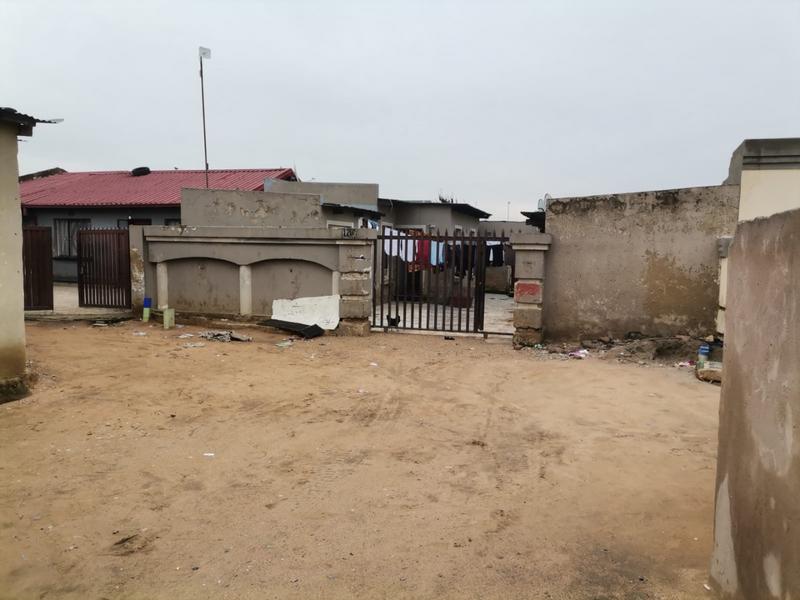 7 Bedroom Property for Sale in Tembisa Central Gauteng