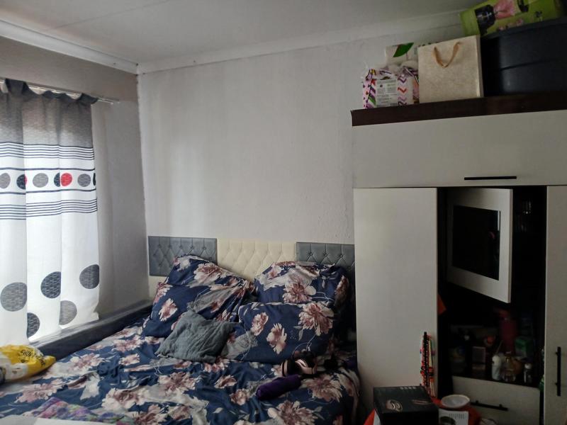2 Bedroom Property for Sale in Soshanguve VV Gauteng