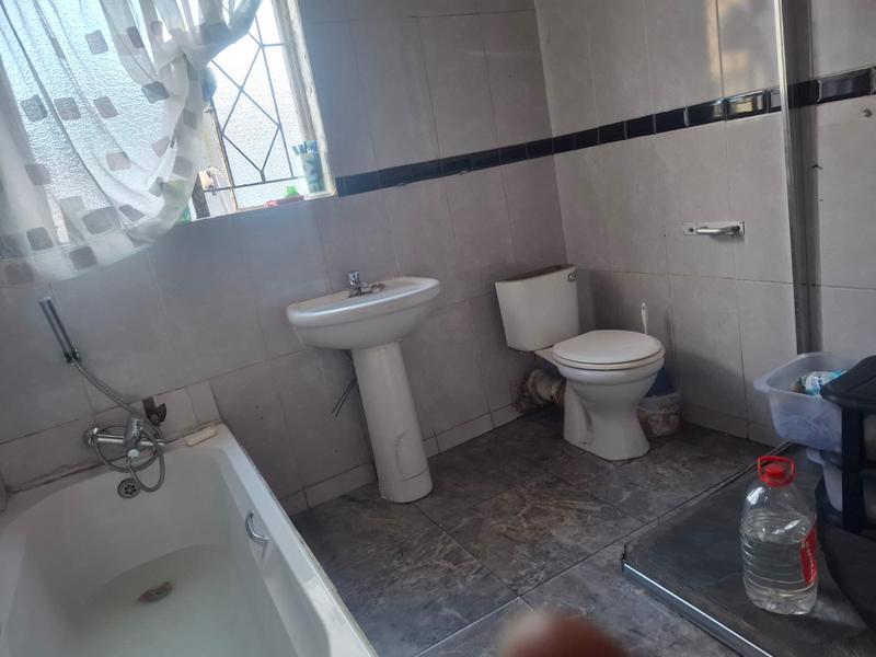4 Bedroom Property for Sale in Kenilworth Gauteng