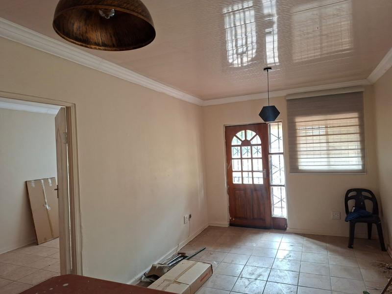 To Let 2 Bedroom Property for Rent in Terenure Gauteng