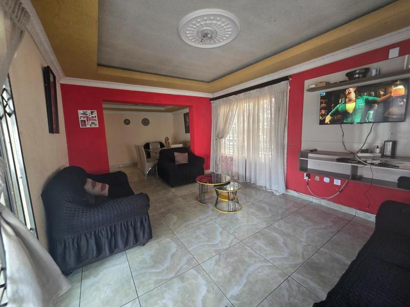 3 Bedroom Property for Sale in Delmore Park Gauteng