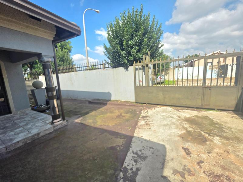 3 Bedroom Property for Sale in Delmore Park Gauteng