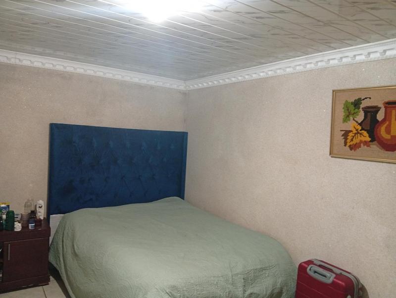 6 Bedroom Property for Sale in Birch Acres Gauteng