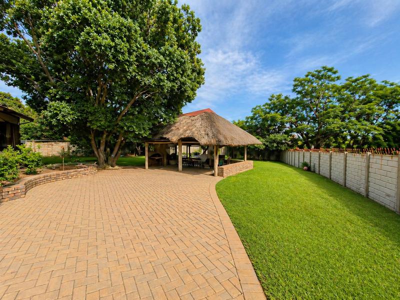 4 Bedroom Property for Sale in The Reeds Gauteng