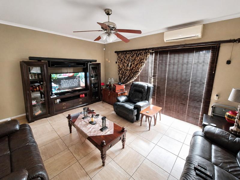 4 Bedroom Property for Sale in The Reeds Gauteng