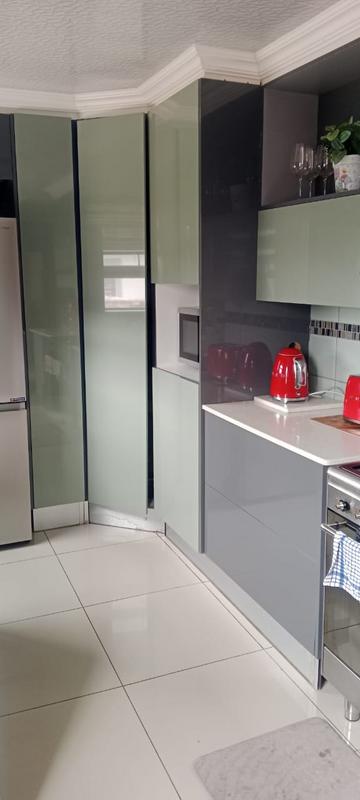 3 Bedroom Property for Sale in Dawn Park Gauteng