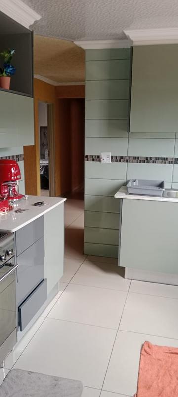 3 Bedroom Property for Sale in Dawn Park Gauteng
