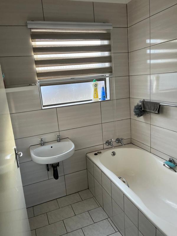 3 Bedroom Property for Sale in Dawn Park Gauteng