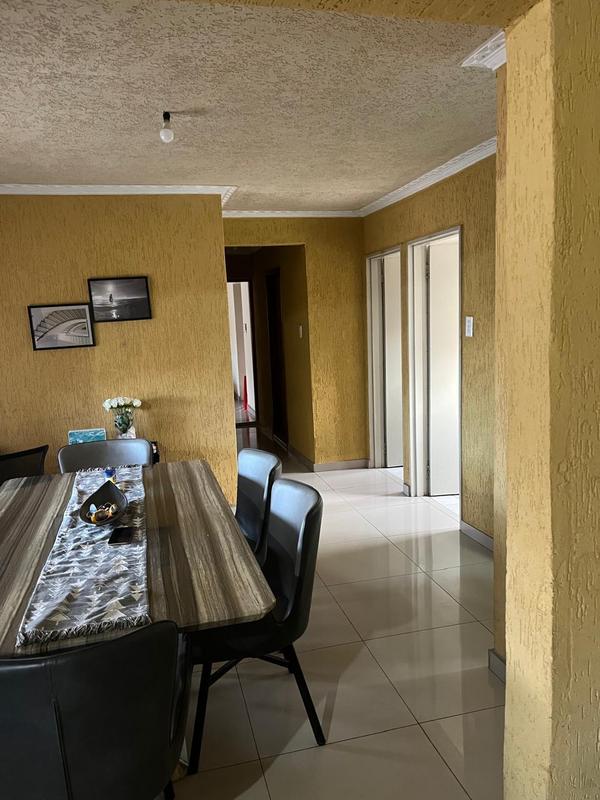 3 Bedroom Property for Sale in Dawn Park Gauteng